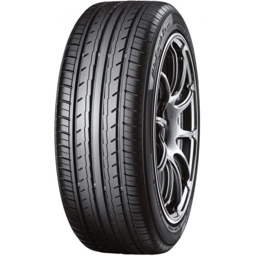Фото автомобильной шины Yokohama BluEarth-Es ES32 215/45 R17 91V